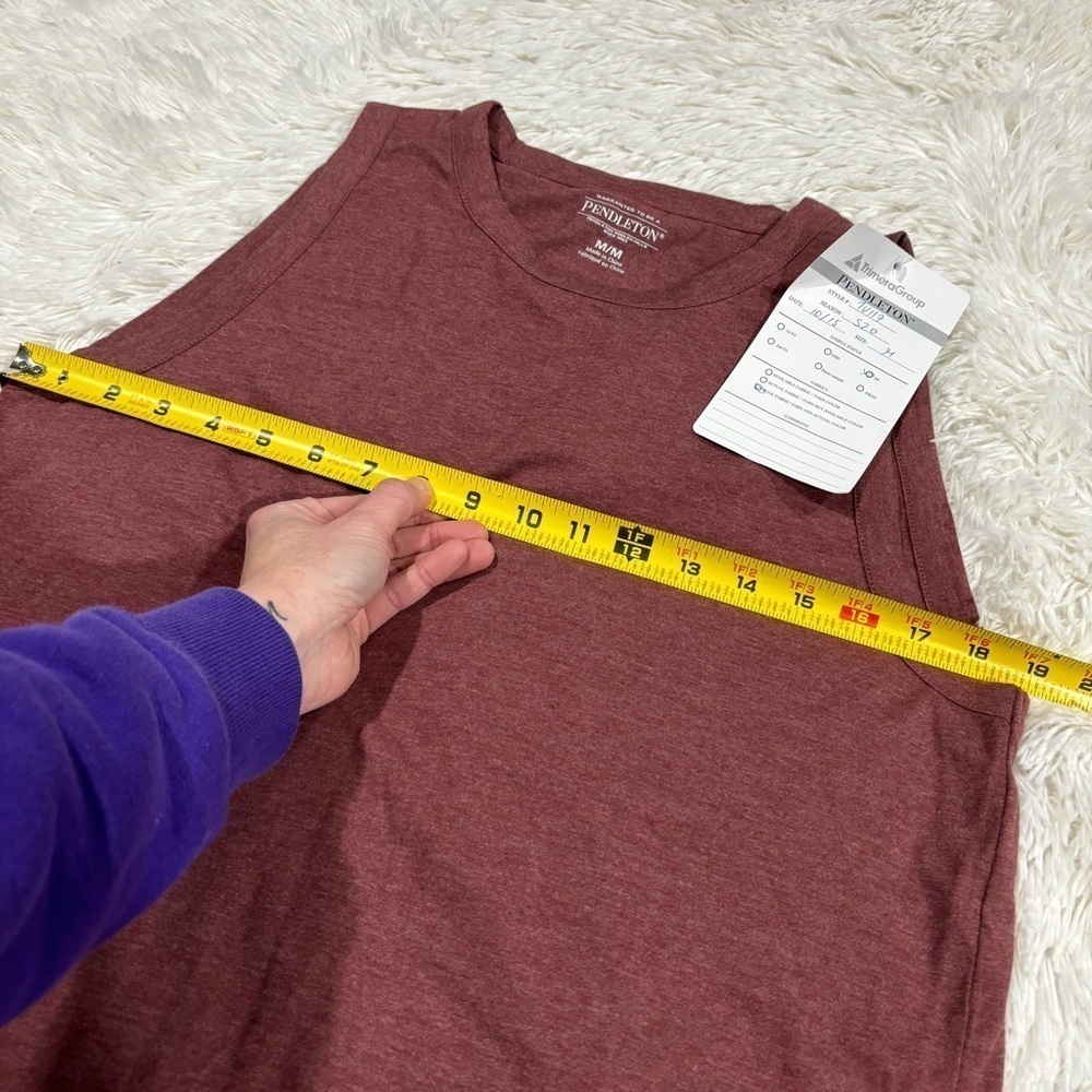 Pendleton Woman’s Cotton Split Back Sleeveless To… - image 5